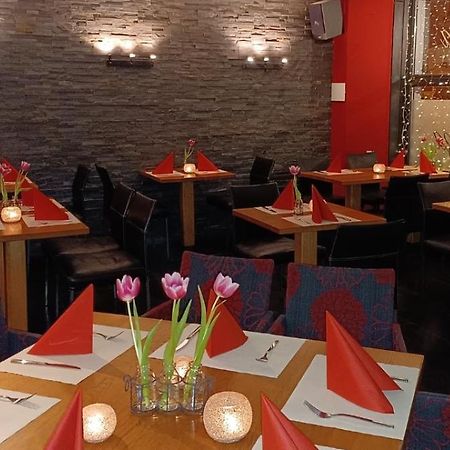 Hotel-Restaurant Le Lion D'Or Porrentruy Εξωτερικό φωτογραφία