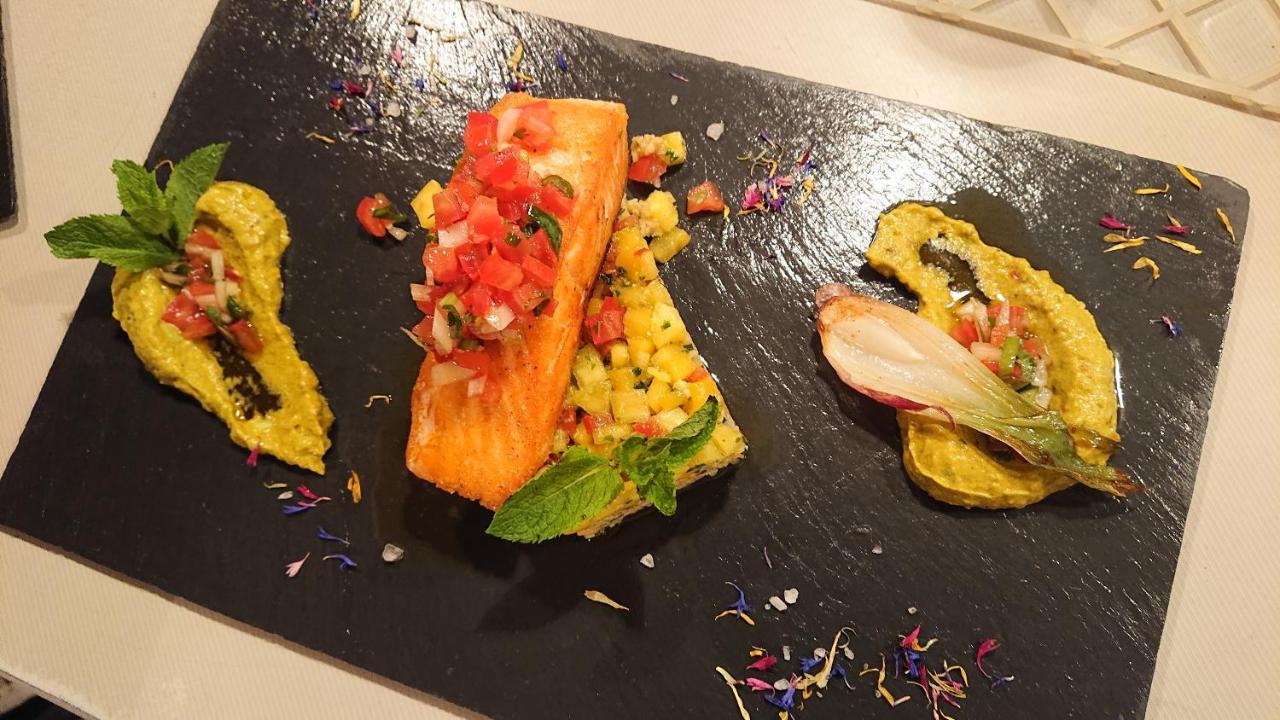 Hotel-Restaurant Le Lion D'Or Porrentruy Εξωτερικό φωτογραφία