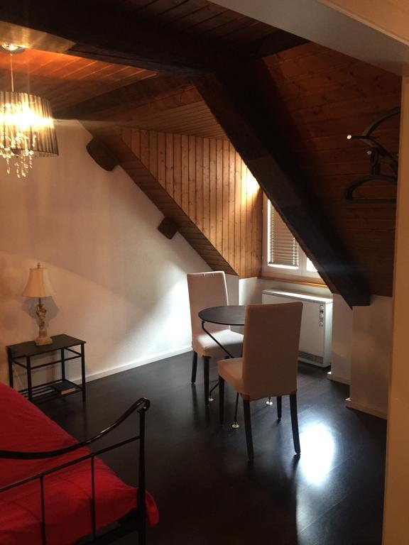 Hotel-Restaurant Le Lion D'Or Porrentruy Δωμάτιο φωτογραφία