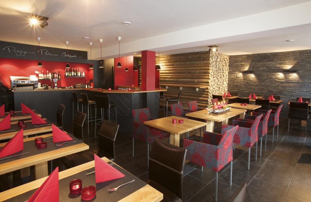 Hotel-Restaurant Le Lion D'Or Porrentruy Εξωτερικό φωτογραφία
